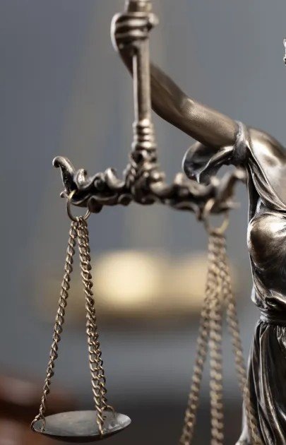 Remote-first Canadian legal support for victims of investment-platform and cryptocurrency fraud